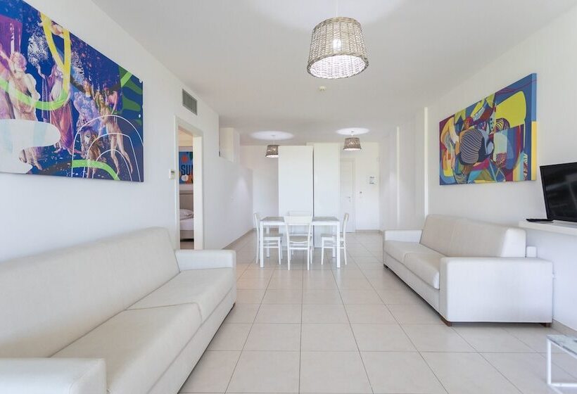 בית מלון כפרי 19 Summer Suites