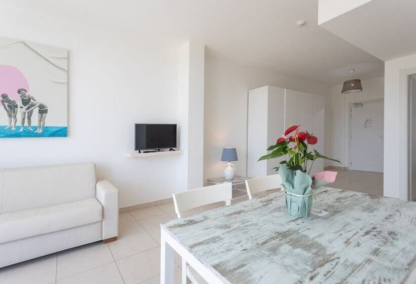 בית מלון כפרי 19 Summer Suites