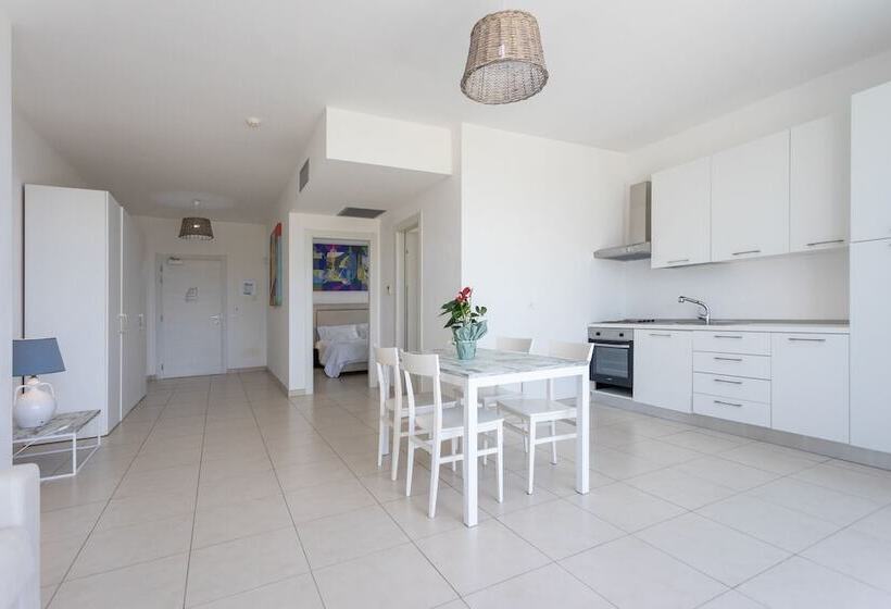 בית מלון כפרי 19 Summer Suites