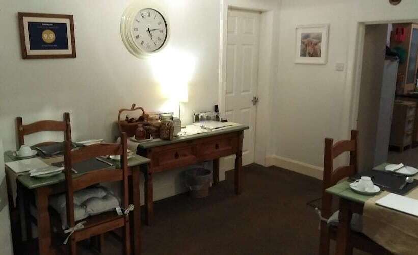 فندق 29 Well Street B&b