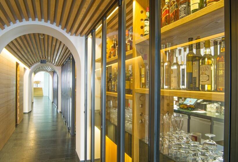 酒店 Albergo Croce Bianca