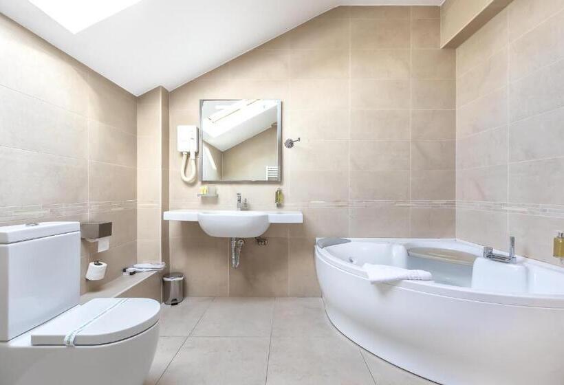 Отель Alex&george Boutique