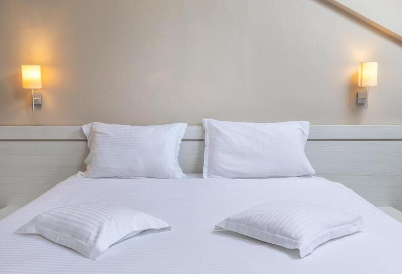 Отель Alex&george Boutique