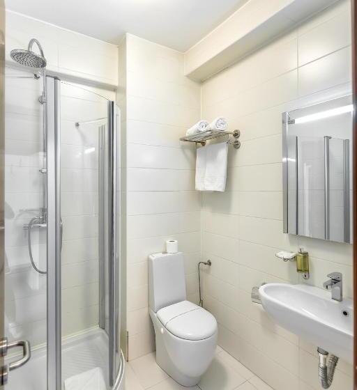 Отель Alex&george Boutique