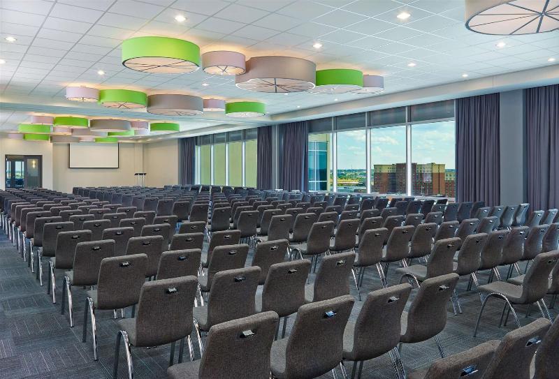 فندق Aloft Oklahoma City Downtown – Bricktown