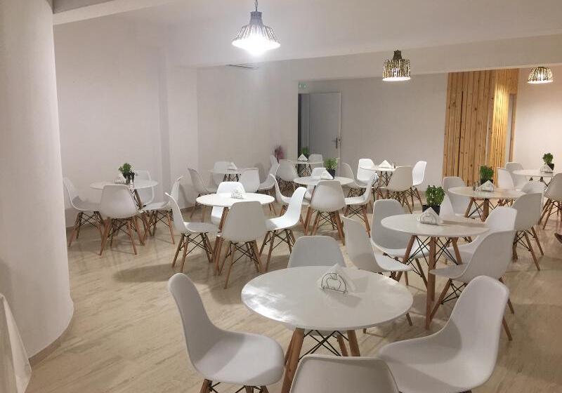 هتل Anamar Santorini
