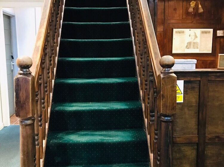 בית מלון כפרי Arden Guest House B&b   Nec Birmingham   Birmingham Airport