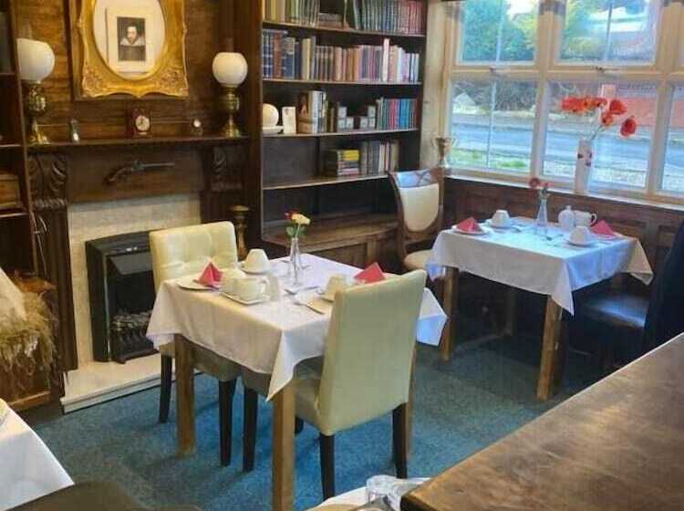 בית מלון כפרי Arden Guest House B&b   Nec Birmingham   Birmingham Airport