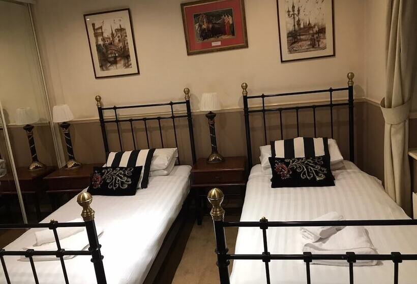בית מלון כפרי Arden Guest House B&b   Nec Birmingham   Birmingham Airport