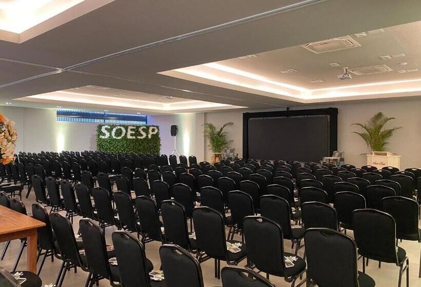 Aruá Hotel, Restaurante E Convenções