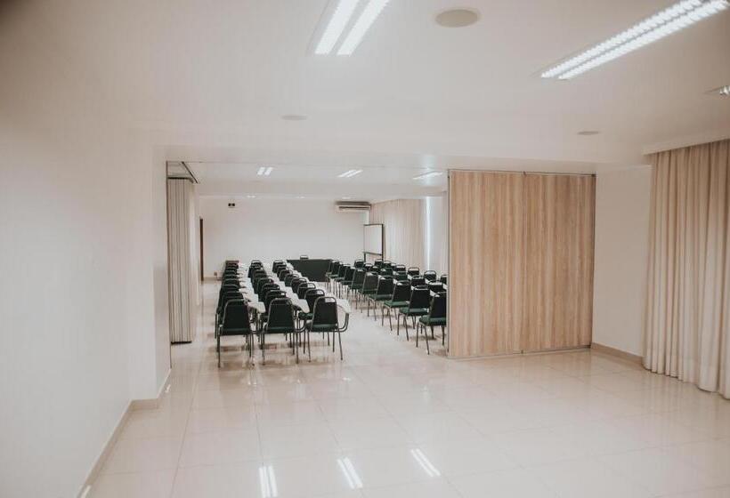 Aruá Hotel, Restaurante E Convenções