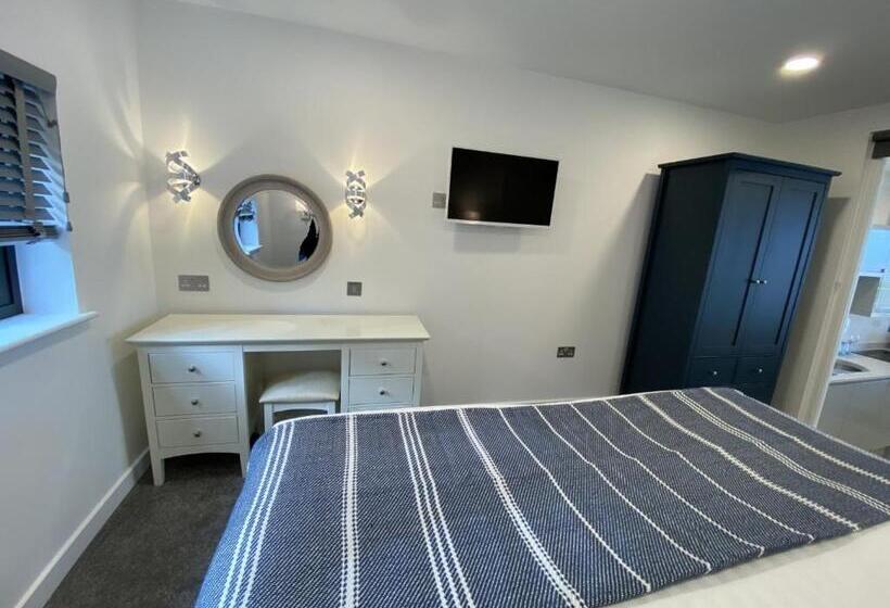 בית מלון כפרי Berry Head