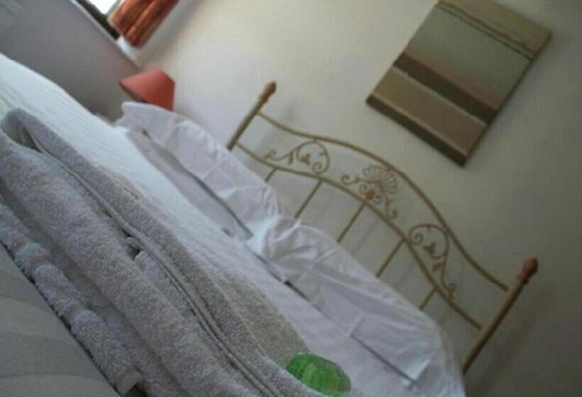 فندق Beverley Inn &