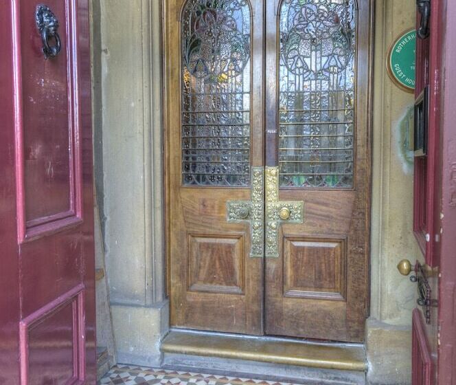 فندق Brentwood Inn By Greene King Inns