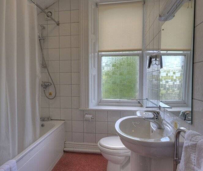 فندق Brentwood Inn By Greene King Inns