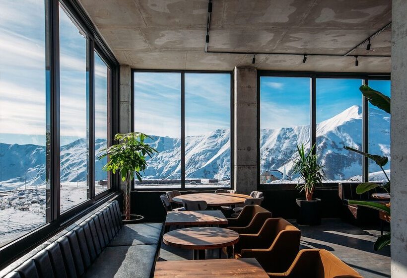 هتل Carpe Diem Gudauri