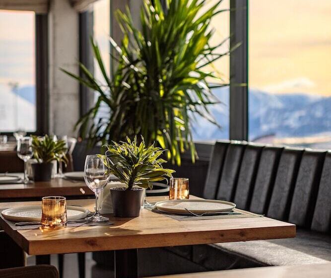 هتل Carpe Diem Gudauri