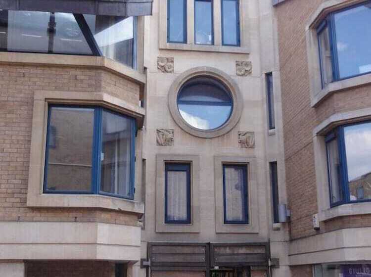 בית מלון כפרי Christ S College Cambridge