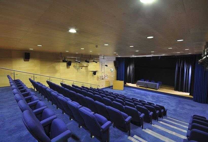 בית מלון כפרי Christ S College Cambridge