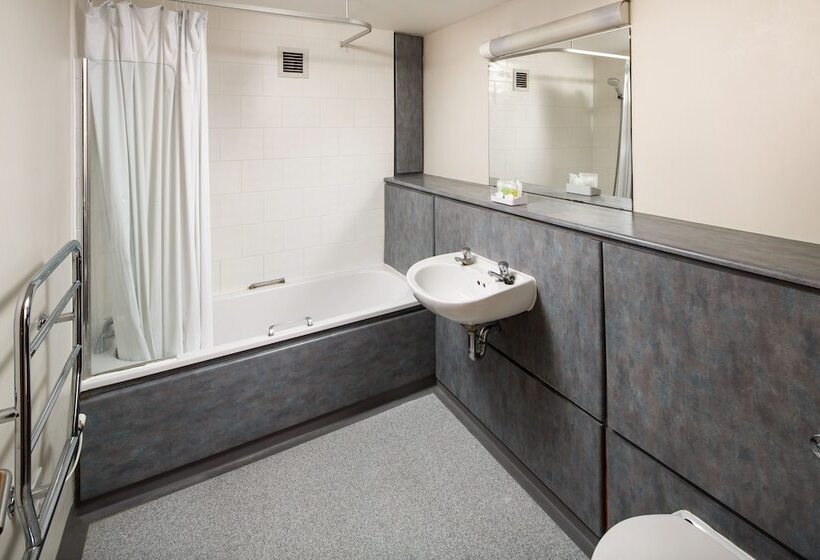 בית מלון כפרי Christ S College Cambridge