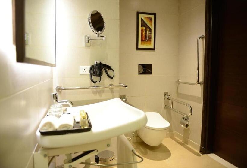 هتل Country Inn & Suites By Radisson, Gurugram Sohna Road