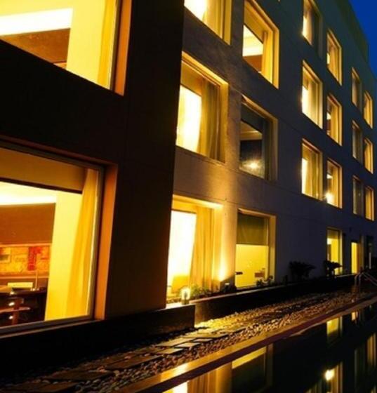 هتل Country Inn & Suites By Radisson, Gurugram Sohna Road