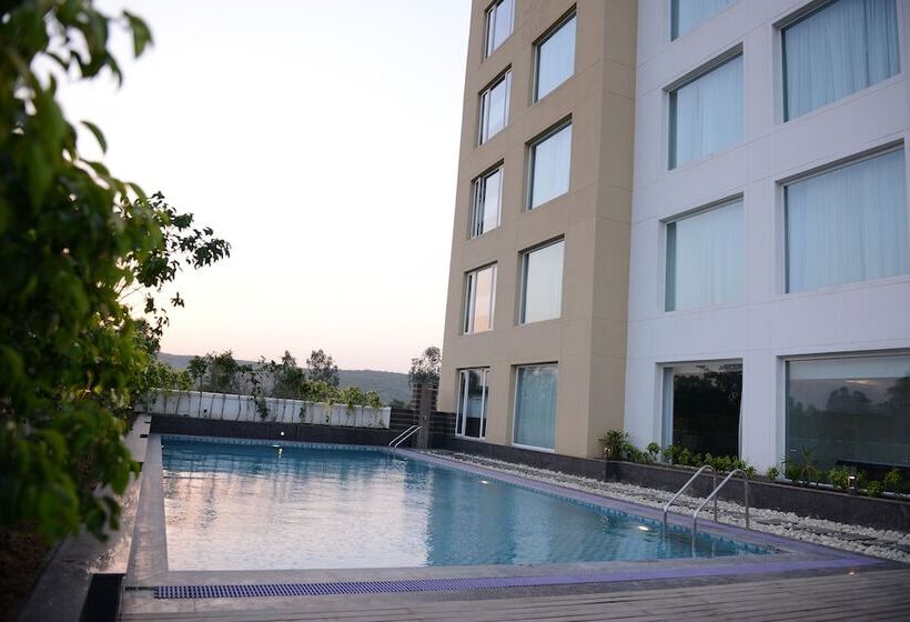 هتل Country Inn & Suites By Radisson, Gurugram Sohna Road