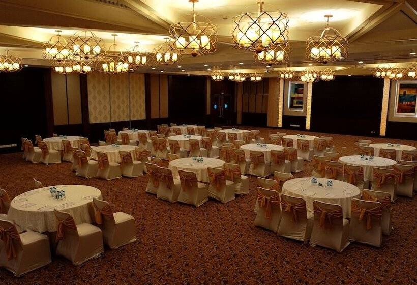 هتل Country Inn & Suites By Radisson, Gurugram Sohna Road