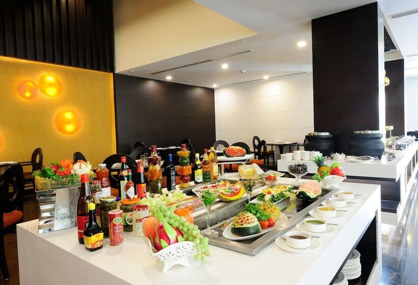 هتل Country Inn & Suites By Radisson, Gurugram Sohna Road