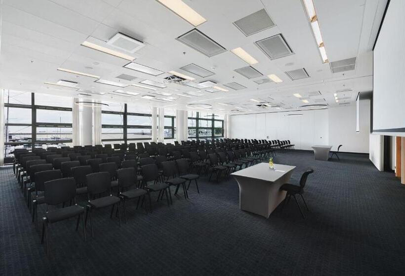 酒店 Courtyard By Marriott Gdynia Waterfront