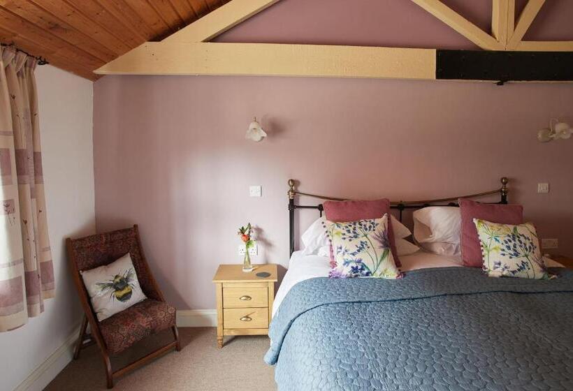 Отель Dairy Barns