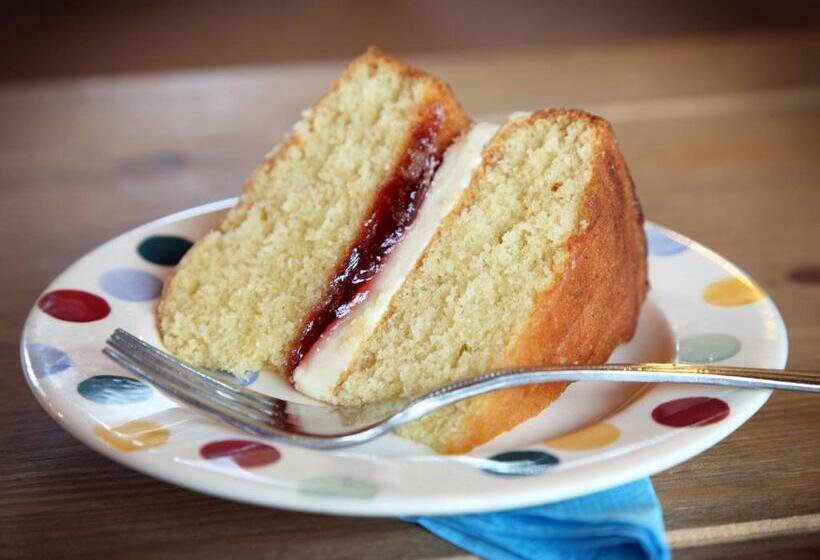 Отель Dairy Barns