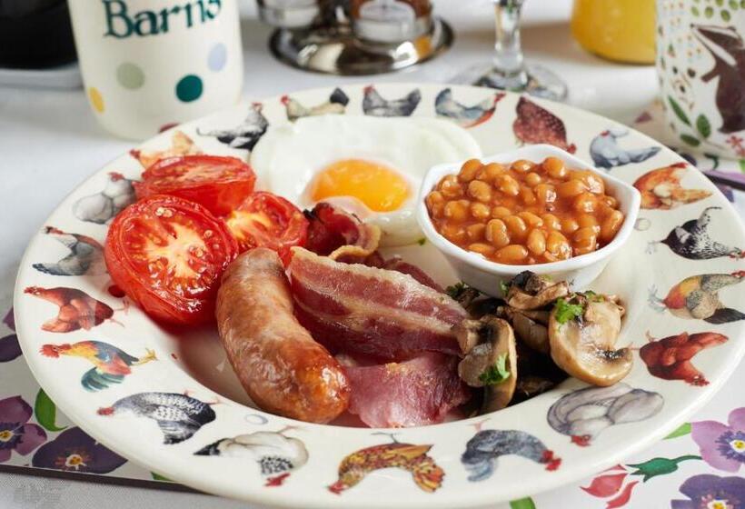 Отель Dairy Barns