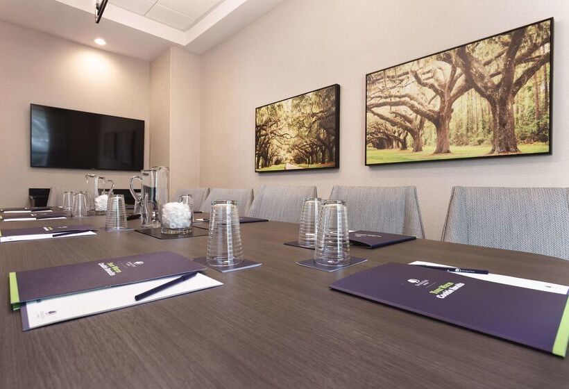 ホテル Doubletree By Hilton Charleston Mount Pleasant