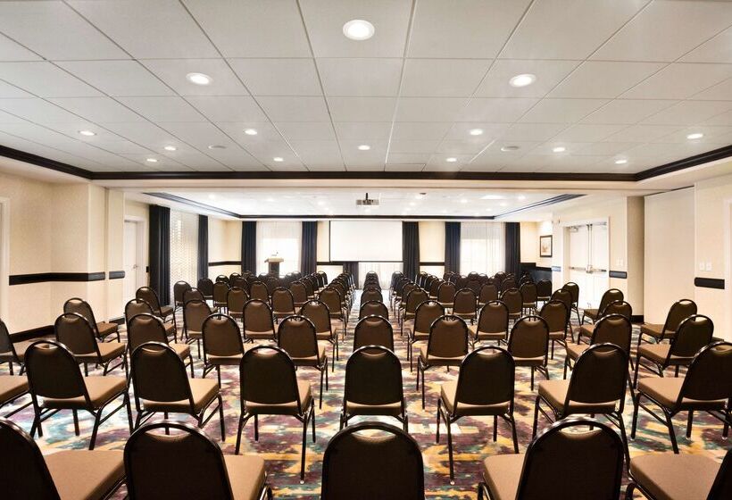 ホテル Doubletree By Hilton Charleston Mount Pleasant