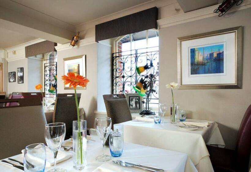 فندق Ennios Boutique