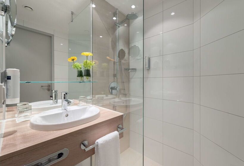هتل Essential By Dorint Stuttgart/airport