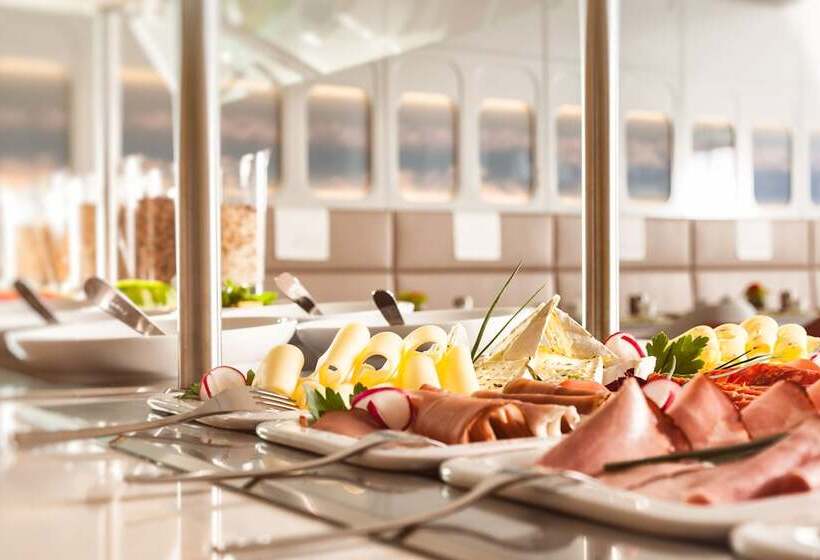 هتل Essential By Dorint Stuttgart/airport