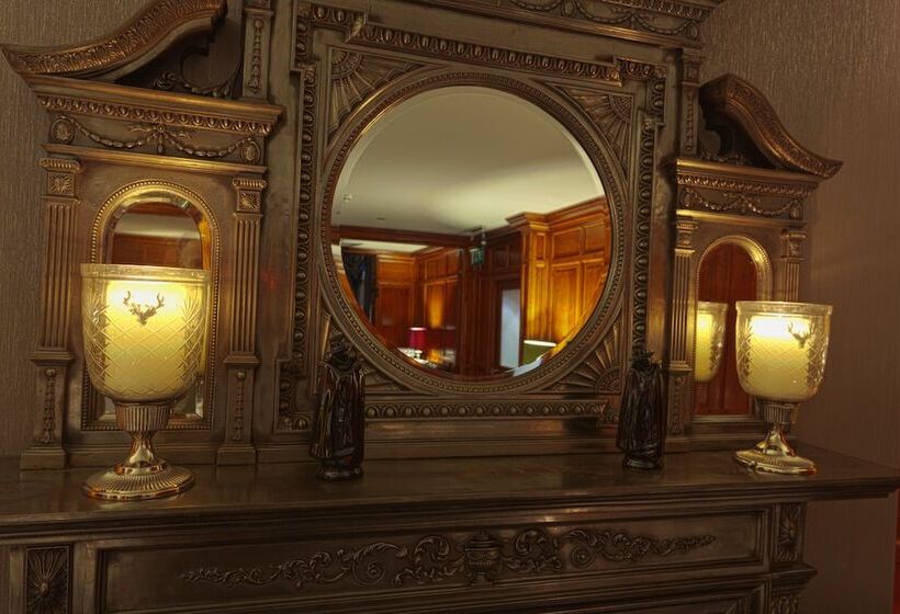 فندق Fonab Castle