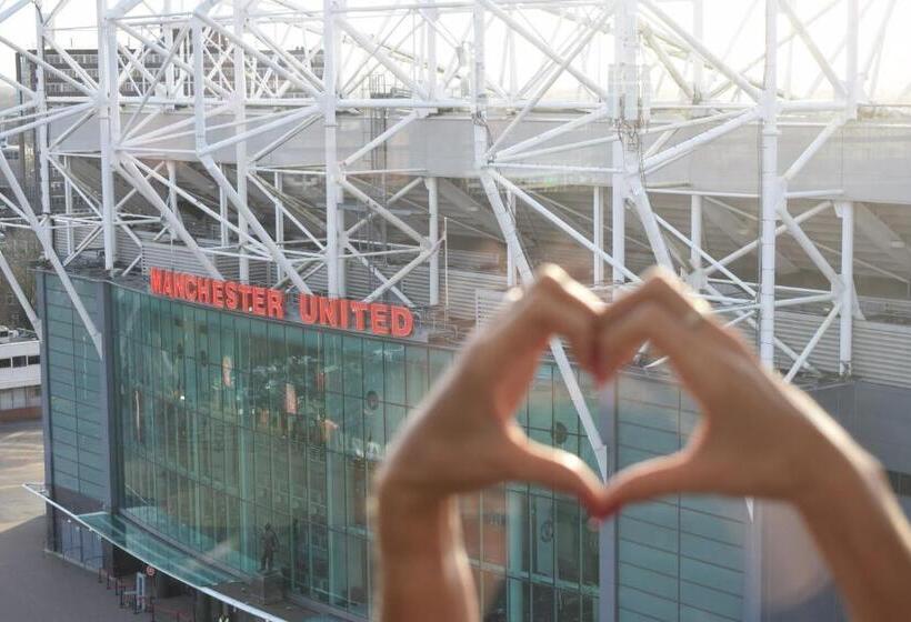 호텔 Football, Old Trafford, A Tribute Portfolio