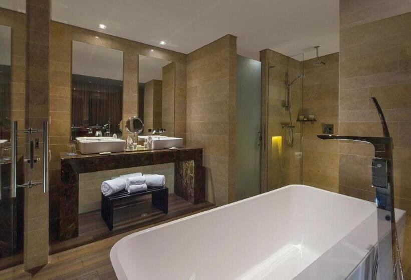 فندق Four Points By Sheraton Bogota