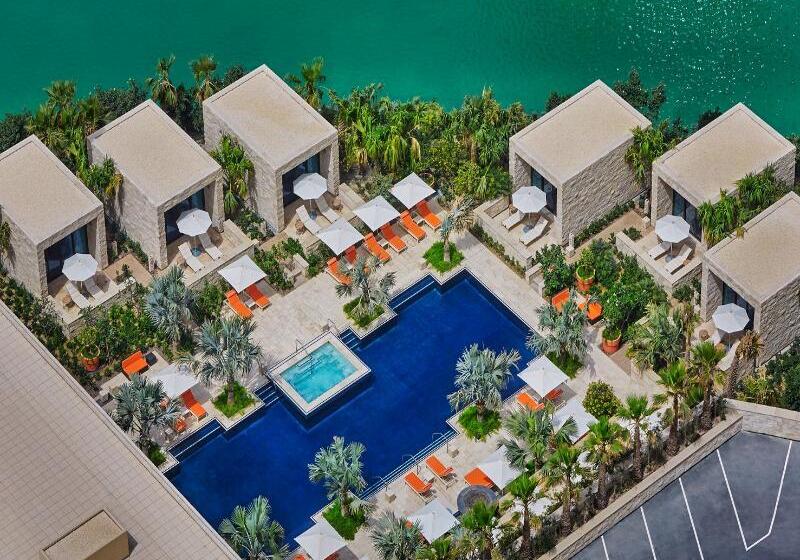 Four Seasons Hotel Bahrain Bay