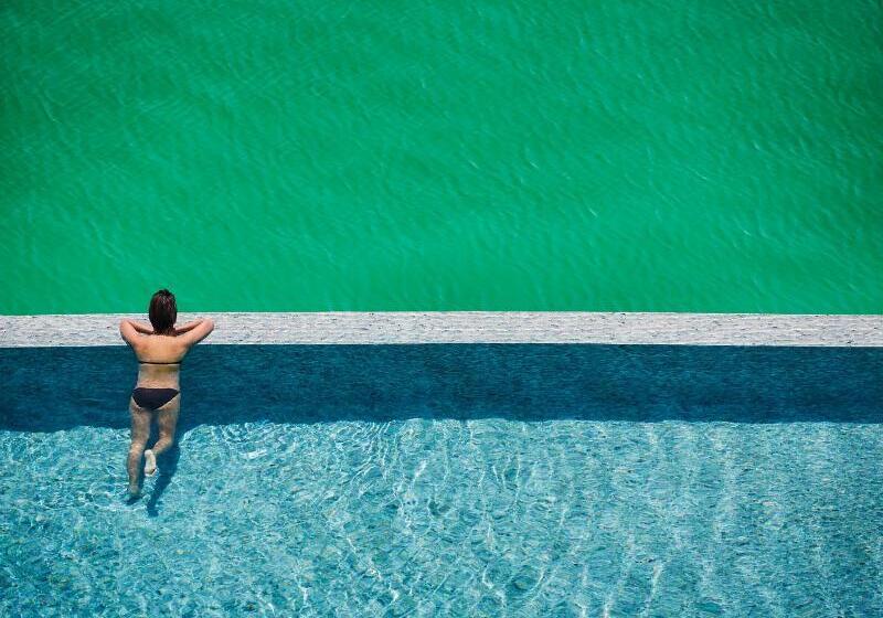 Four Seasons Hotel Bahrain Bay