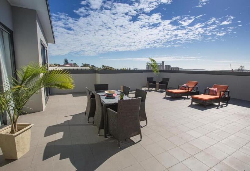 هتل Gladstone Central Plaza Official