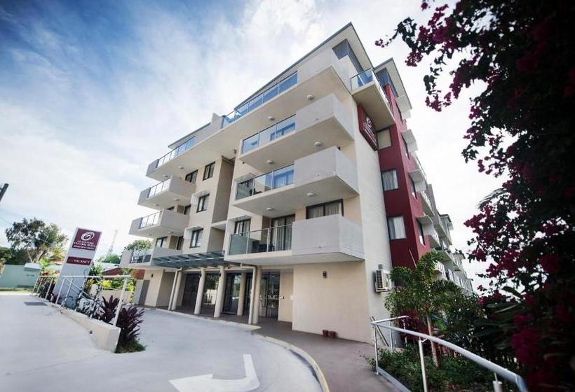 בית מלון כפרי Gladstone Central Plaza Official