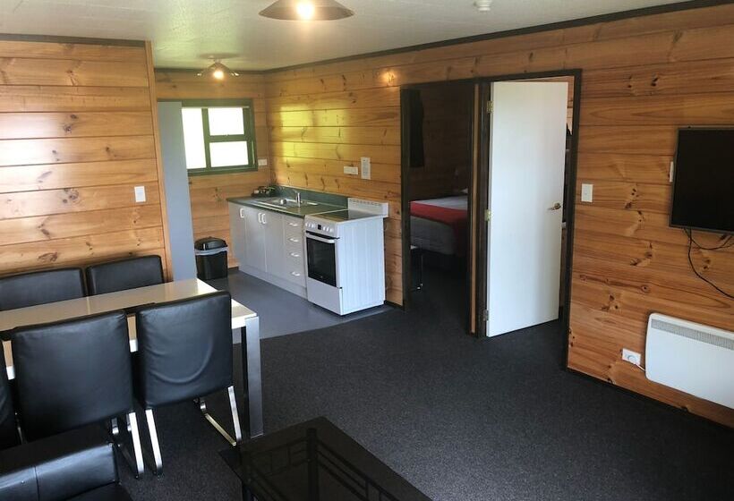 בית מלון כפרי Greymouth Seaside Top 10 Holiday Park