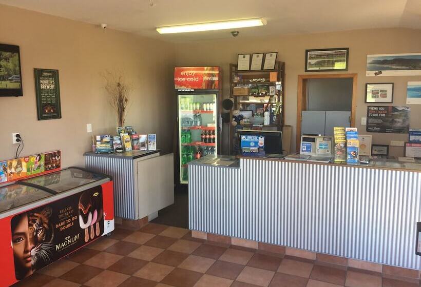 בית מלון כפרי Greymouth Seaside Top 10 Holiday Park