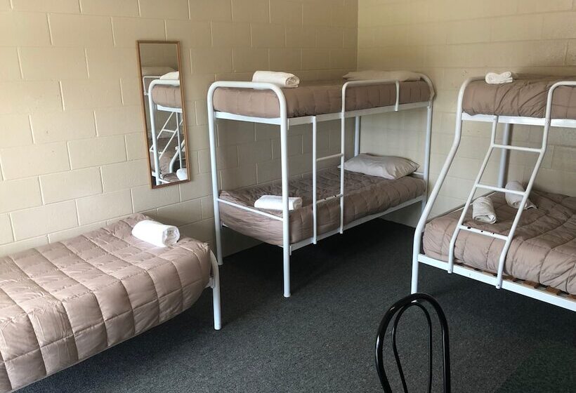 בית מלון כפרי Greymouth Seaside Top 10 Holiday Park