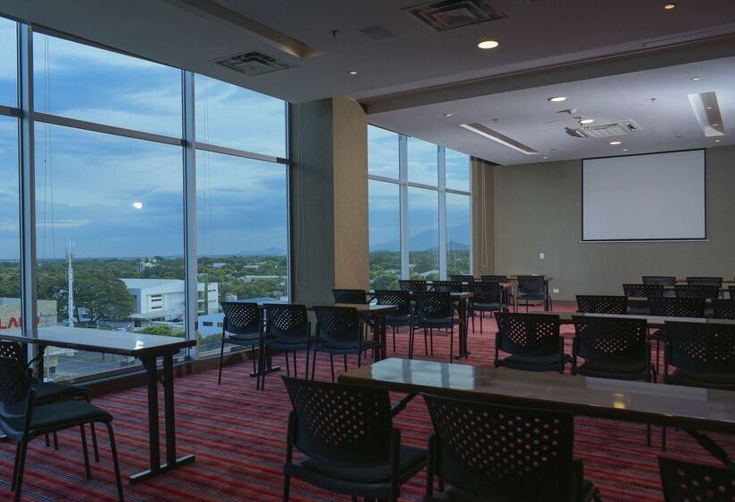 酒店 Hampton By Hilton Valledupar