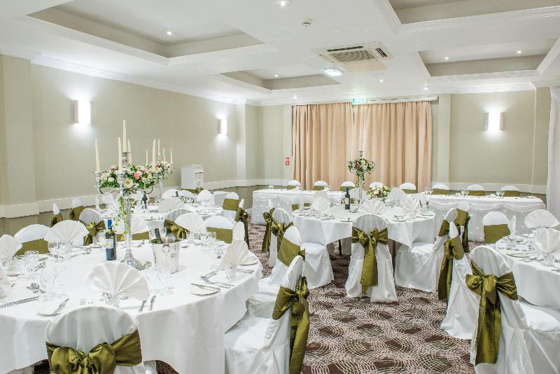 酒店 Holiday Inn Cardiff North M4